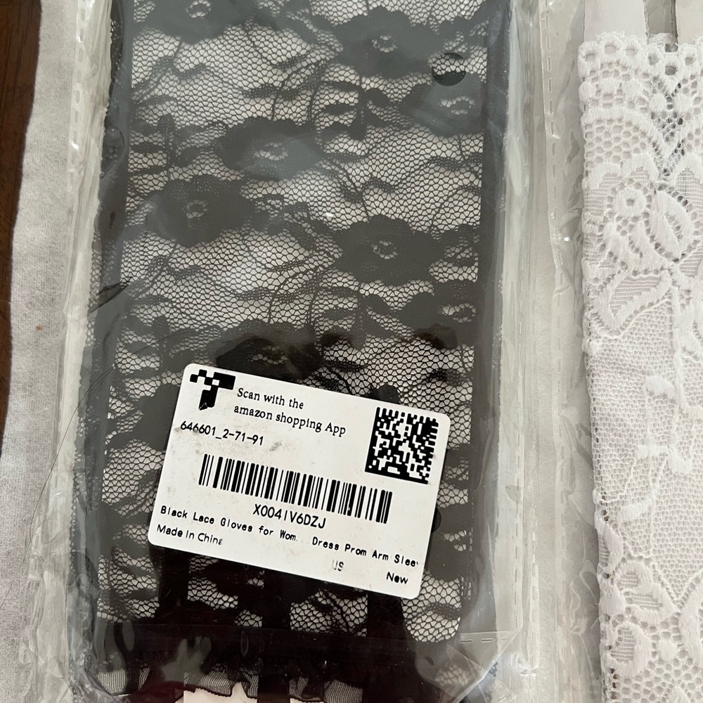 Assorted Men's Socks Collection - Picture 7 of 14